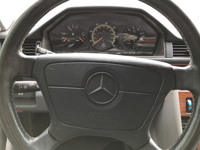 Illustration for article titled Cool Car of the Day - 1993 Mercedes-Benz 300D 2.5 Turbo